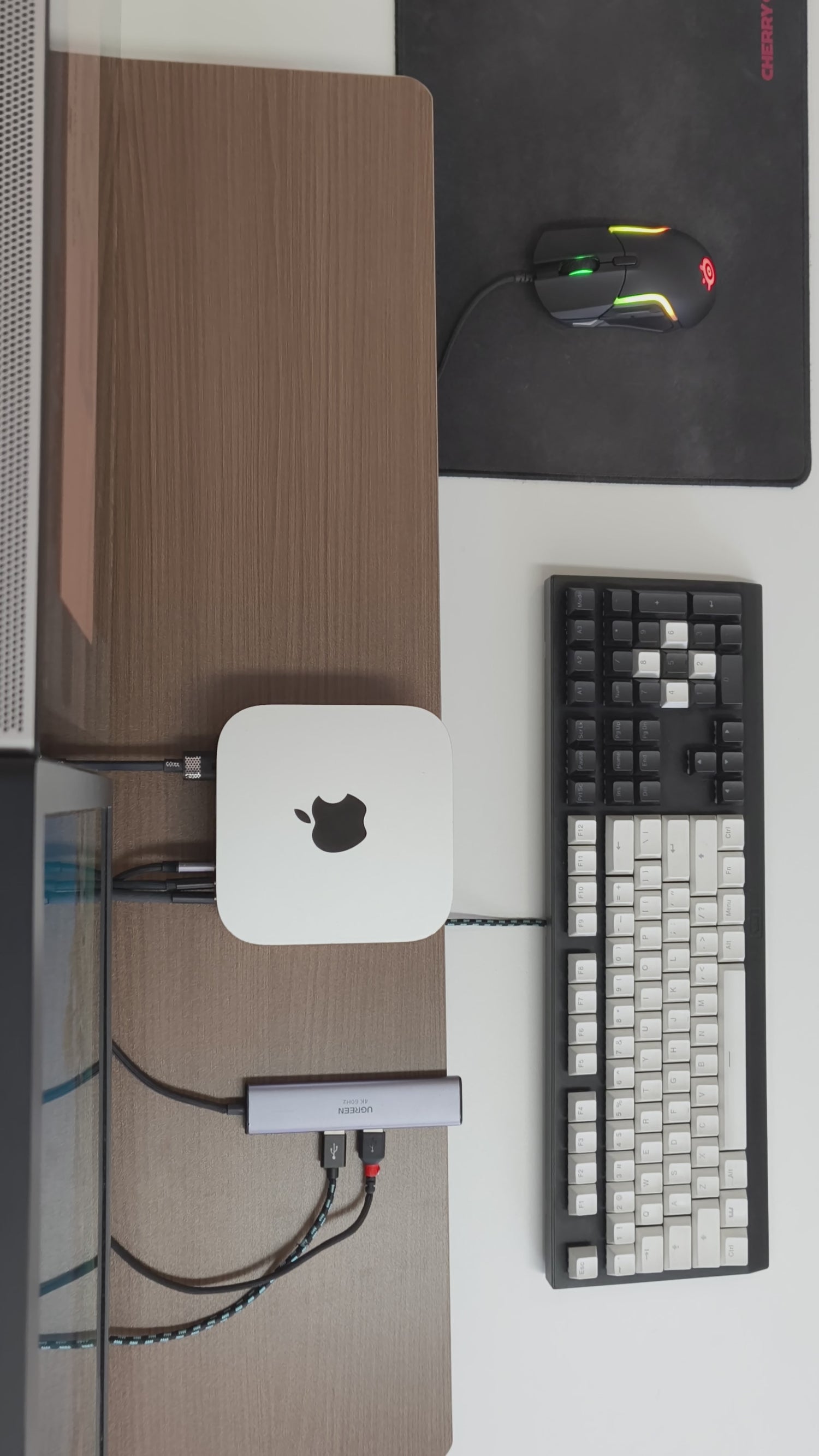 2×2 KVM for Apple Studio Displays | Dual 5K120/6K60, Thunderbolt™ 4 Compatible